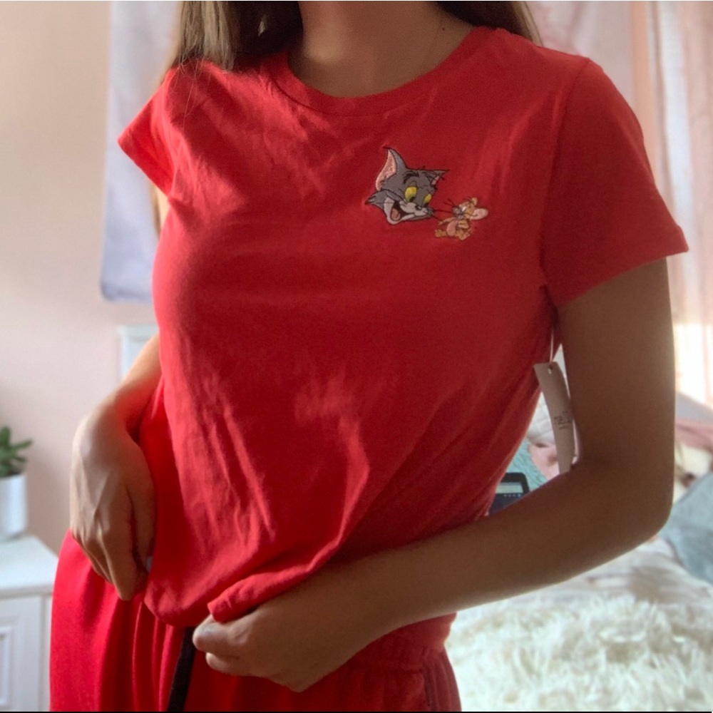 TOM AND JERRY GRAPHIC TEE❤️🤎